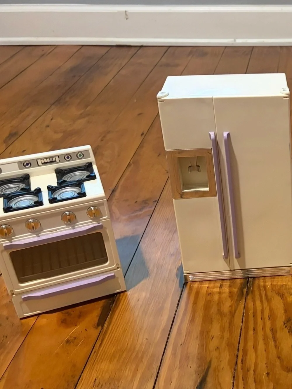 Mini White and Lilac Play Refrigerator and Oven Set - Home Kitchen Cookware